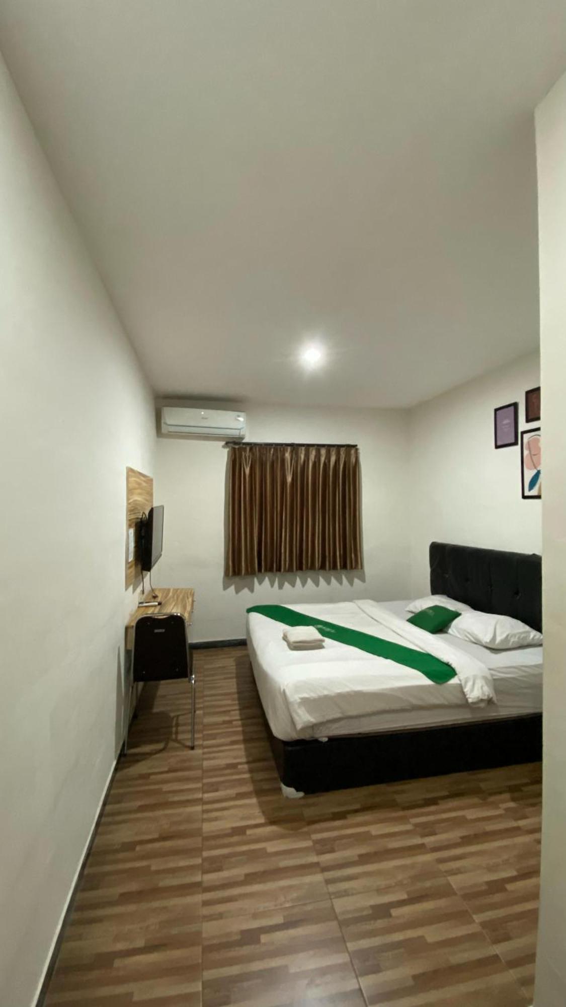 Bima Guest House Ngadipuro Extérieur photo